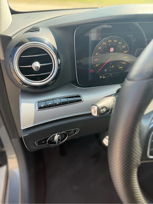 Mercedes Benz E class 2018 km 150.000 reali  - imagine 10