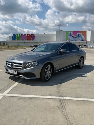 Mercedes Benz E class 2018 km 150.000 reali  - imagine 2
