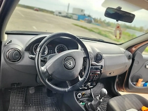 Dacia Duster 4x4, 1.5 diesel - imagine 5