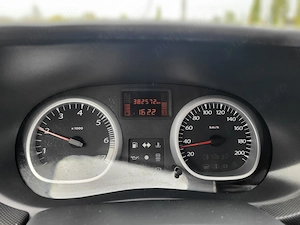 Dacia Duster 4x4, 1.5 diesel - imagine 6