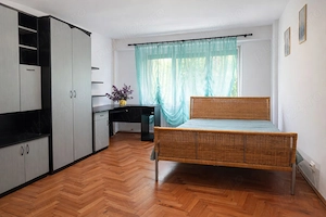 Inchiriez apartament decomandat 2 camere 