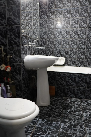 Inchiriez apartament decomandat 2 camere  - imagine 5
