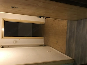 Închiriez garsonieră 