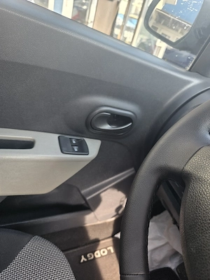 Dacia Lodgy 7 Locuri GPL Fabrică (Butelie NOUĂ)  - imagine 9