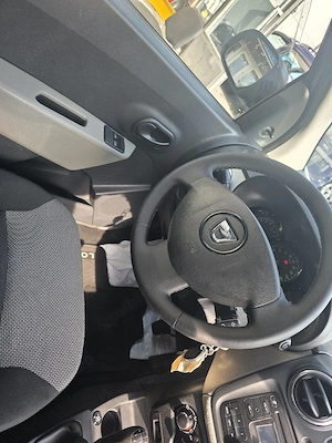 Dacia Lodgy 7 Locuri GPL Fabrică (Butelie NOUĂ)  - imagine 10