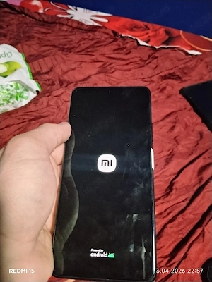 Vand doua telefoane redmi 10 pro si poco x3 pro