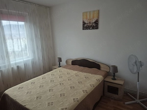 Vând apartament 2 camere în Sighișoara (baragan). - imagine 3