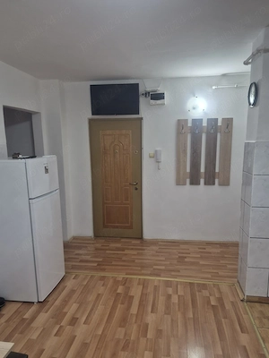 Vând apartament 2 camere în Sighișoara (baragan).