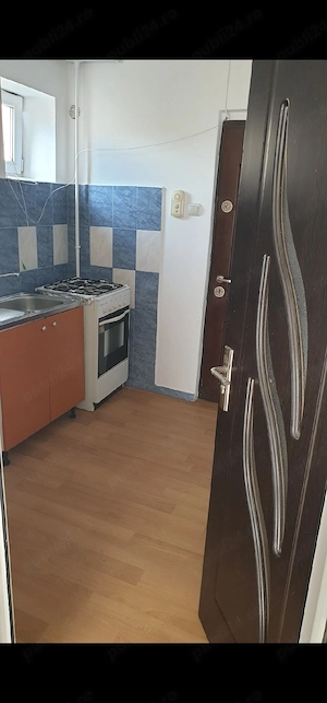 inchiriez camera 24 mp  - imagine 5