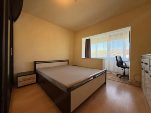 Apartament spatios, 3 camere, decomandat - Lipovei - imagine 3