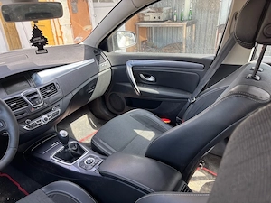 Renault Laguna 2011 2.0 Diesel 150Cp EURO 4 - imagine 4