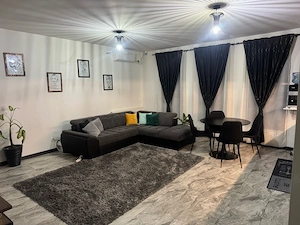 Proprietar vand apartament