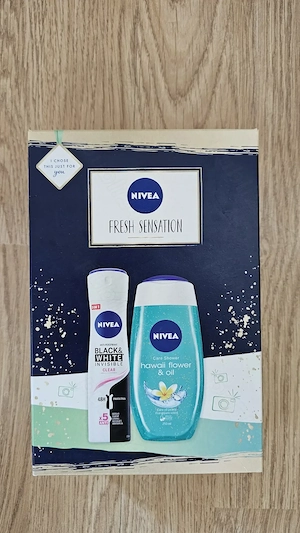 Set cadou Nivea: Gel de dus Frangipan + Deodorant