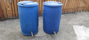 Vand 3 butoaie 220 l. folosite pt vin