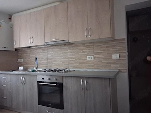 Închiriez apartament în Curtea de Argeș 