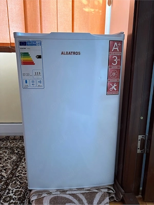 Frigider cu congelator mini