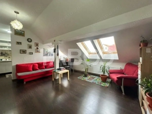 Apartament cu 2 camere de vanzare in bloc cu curte  zona Turnisor 