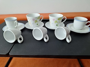 LOT de cescute pentru cafea,vechi, modele diferite