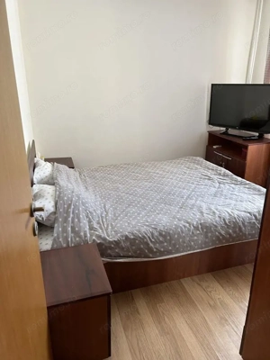 3 camere decomandat, centrala proprie, parcare inclusă, AC în fiecare cameră - imagine 2