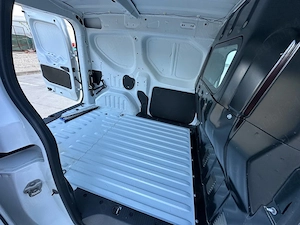 Dacia Dokker 74.000 km 2021 diesel - imagine 10