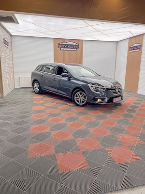 RENAULT MEGANE 1,5 DCI . An 2019 . Cutie AUTOMATA . Rate fixe . Garantie 12 luni . Buy-Back .  - imagine 2