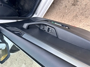 Skoda Superb 2.0 TDI 4x4 - imagine 8