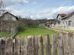 Vand teren Aninoasa Jud Dambovita