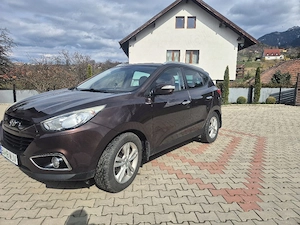 Hyundai Tucson 4x4 motor 2.0 diesel - imagine 2