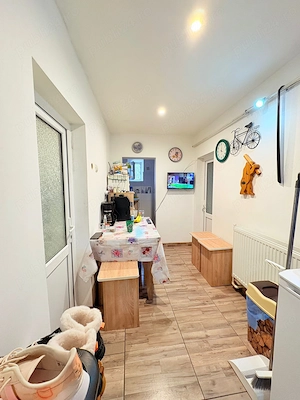 Casă renovată, mobilată, teren 1700 mp, oportunitate locuit sau turism, lângă Călimănești-Căciulata - imagine 10