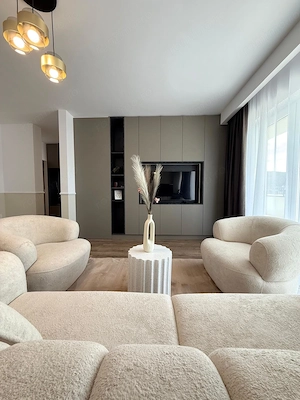 Penthouse de Vanzare, str. Eroilor, Floresti