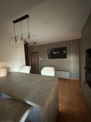 Apartament 2 camere decomandat în Timișoara   zona Fridorf (în fața Liceului Auto). - imagine 3