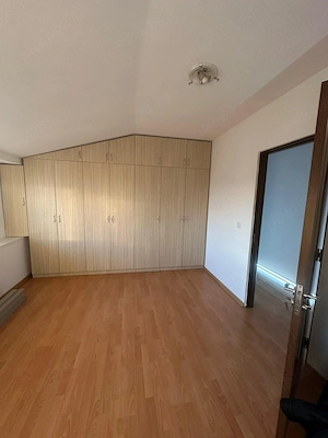 Apartament 2 camere decomandat în Timișoara   zona Fridorf (în fața Liceului Auto). - imagine 9