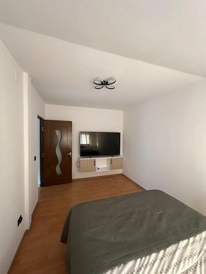 Apartament 2 camere decomandat în Timișoara   zona Fridorf (în fața Liceului Auto). - imagine 6