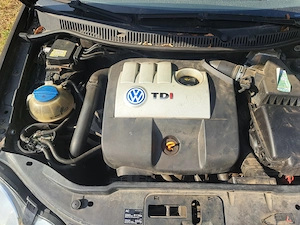 Volkswagen Polo AA Berlină - imagine 8