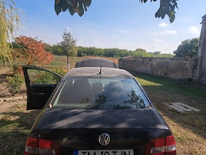 Volkswagen Polo AA Berlină - imagine 3