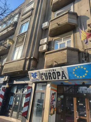 VAND MANSARDA CINEFILULUI