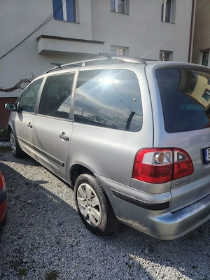Vind Ford Galaxy din anul 2003