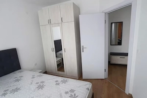 Garsoniera de inchiriat in Tractorul - imagine 2