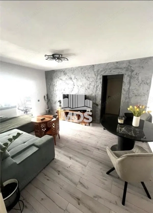 3 camere la etajul 2 cu 2 bai, linga Generala 30