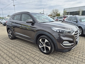 = HYUNDAI TUCSON 4x4 Aut, 2.0 cdti Piele Navi Xenon Led 2015 E6 = 17.490 e. =  Inmatriculat = - imagine 2