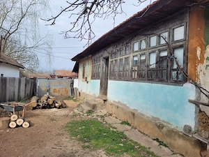 teren 1000 mp cu casa batraneasca nelocuibila - imagine 2