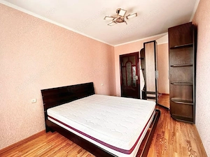 Apartament de inchiriat cu 3 camere in zona Gorjului  - imagine 2