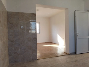 De vânzare proprietate compusă din 2 case+anexe construcție 2024 în cartier vile Dragoieni,Târgu Jiu - imagine 8