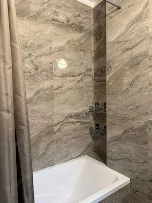 Garsoniera situata in zona Basarab - imagine 3