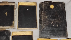 14 bucati diverse formate casete pt. aparate foto vintage cu placi pret 1.000 ron fix VAND SI LA BUC - imagine 2