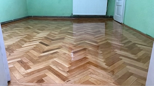 Raschetat  montat  parchet masiv si dusumea dusumea 