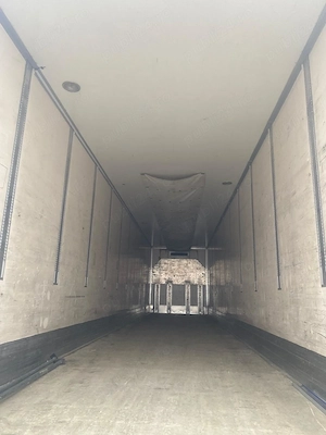 vind ansamblu cap tractor Volvo si semiremorca frigorifica mega - imagine 5