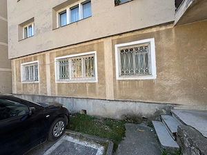 Se vinde apartament in Dr Tr Severin cu 3 camere la parter zona generala 6