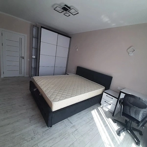 Inchiriez garsoniera in zona Militari Residence