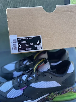 Adidasi Originali Nike Air Jordan Air 200E Zion PE Noi Marime 41 - imagine 4